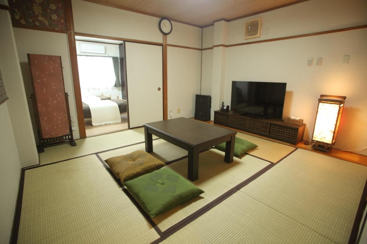 Guest House Futaba Osaka Exterior foto